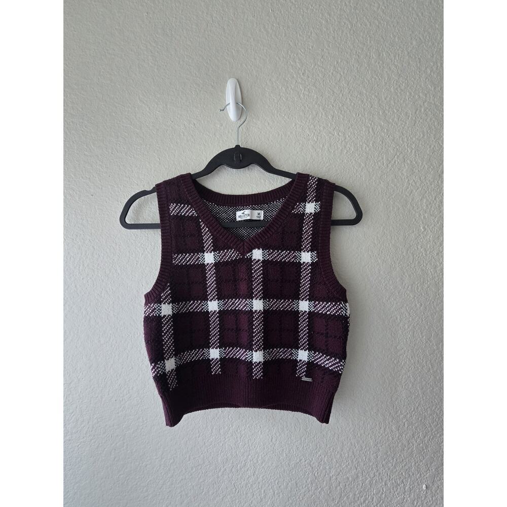 Hollister Women's Knit Plaid Sweater Vest Burgundy White Black Size M